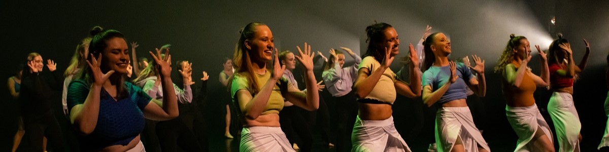 Openingsdans jazzhands_cropped